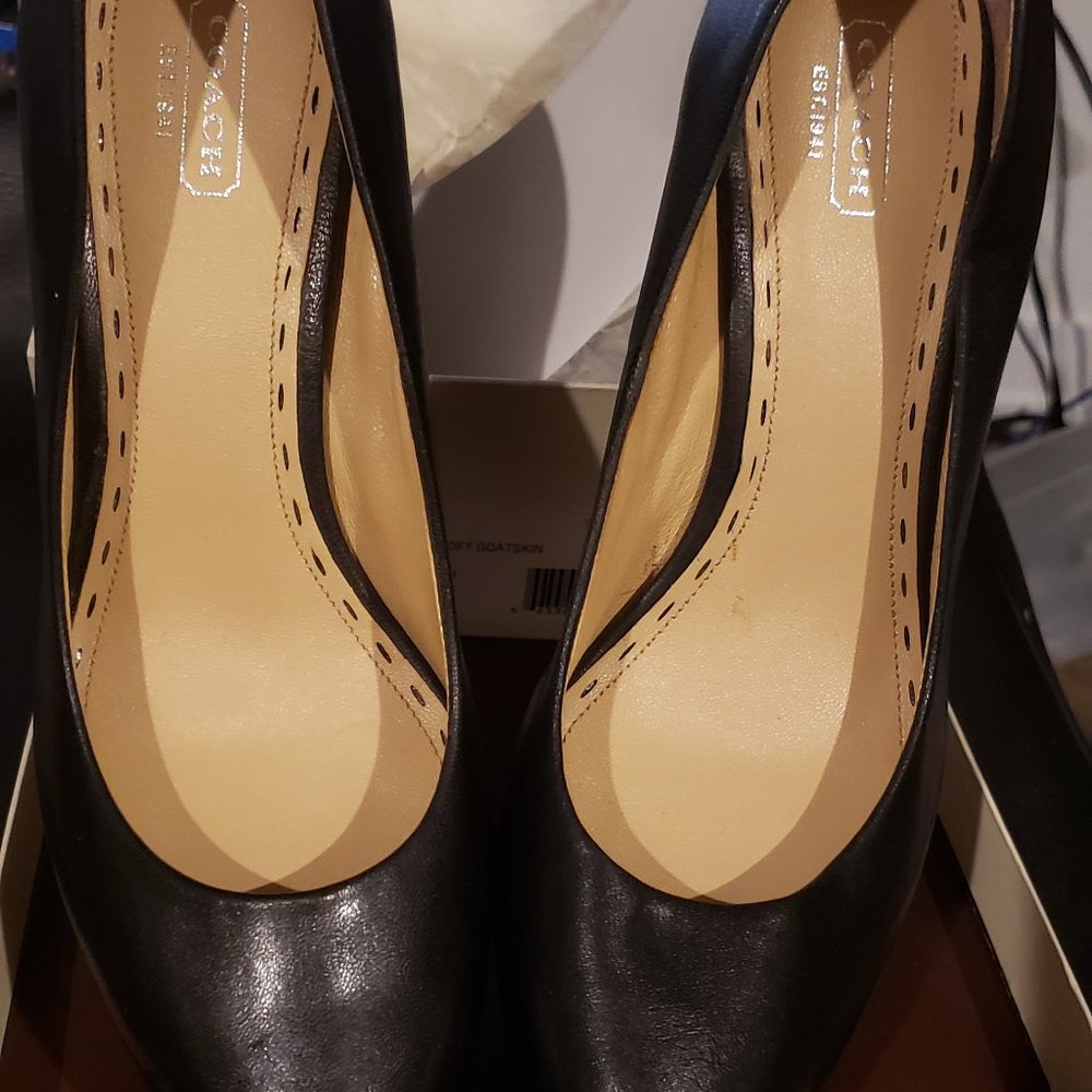 Authentic Genuine Leather Coach Pumps A0543 Loise
